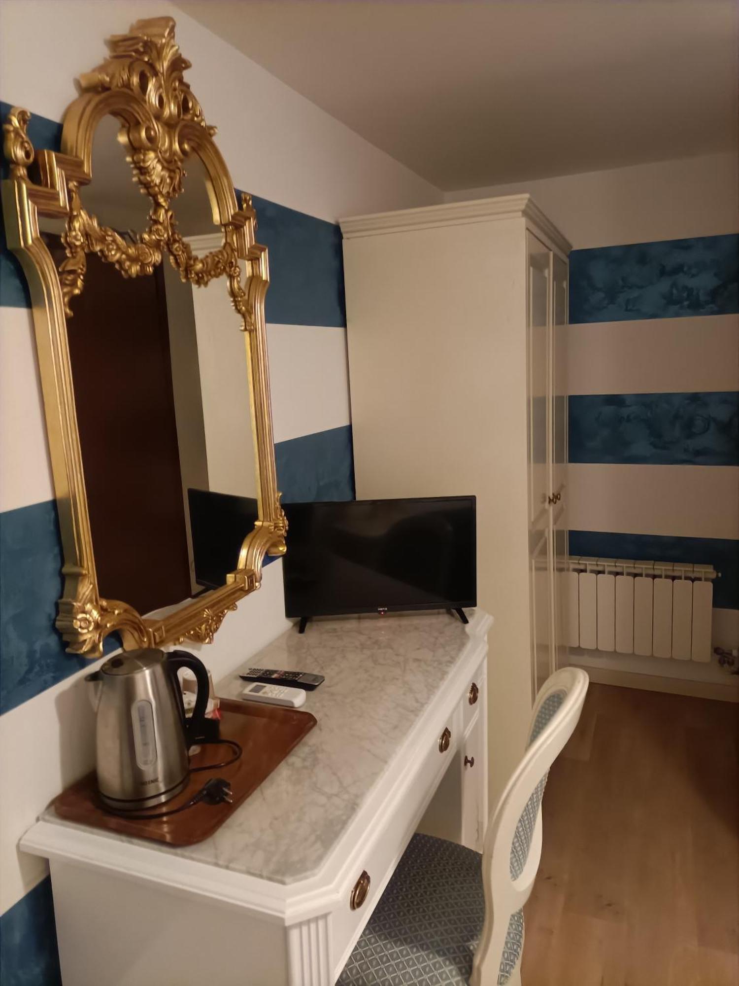 Palazzo Lion Morosini - Check In Presso Locanda Ai Santi Apostoli เวนิส ภายนอก รูปภาพ