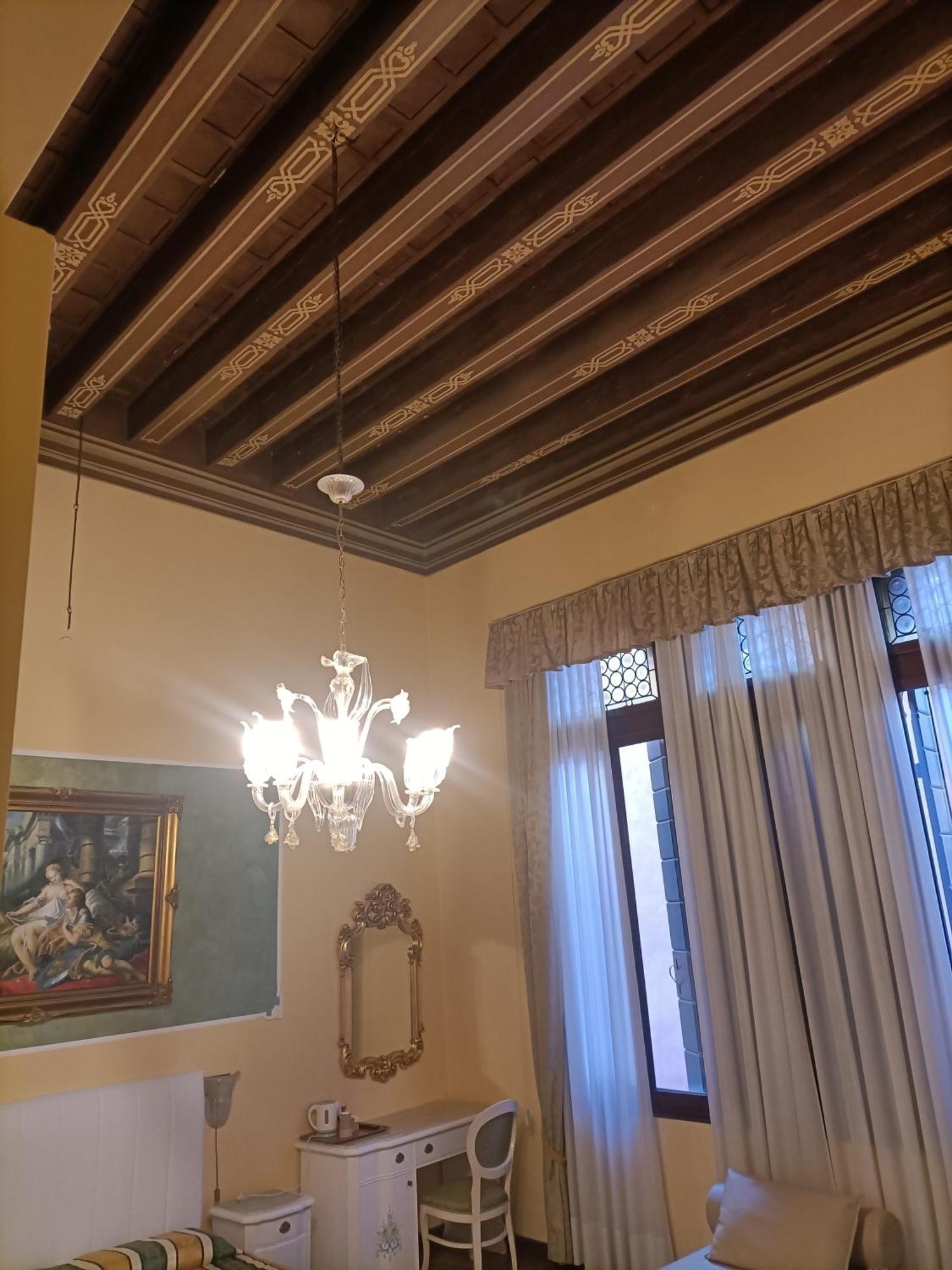 Palazzo Lion Morosini - Check In Presso Locanda Ai Santi Apostoli เวนิส ภายนอก รูปภาพ