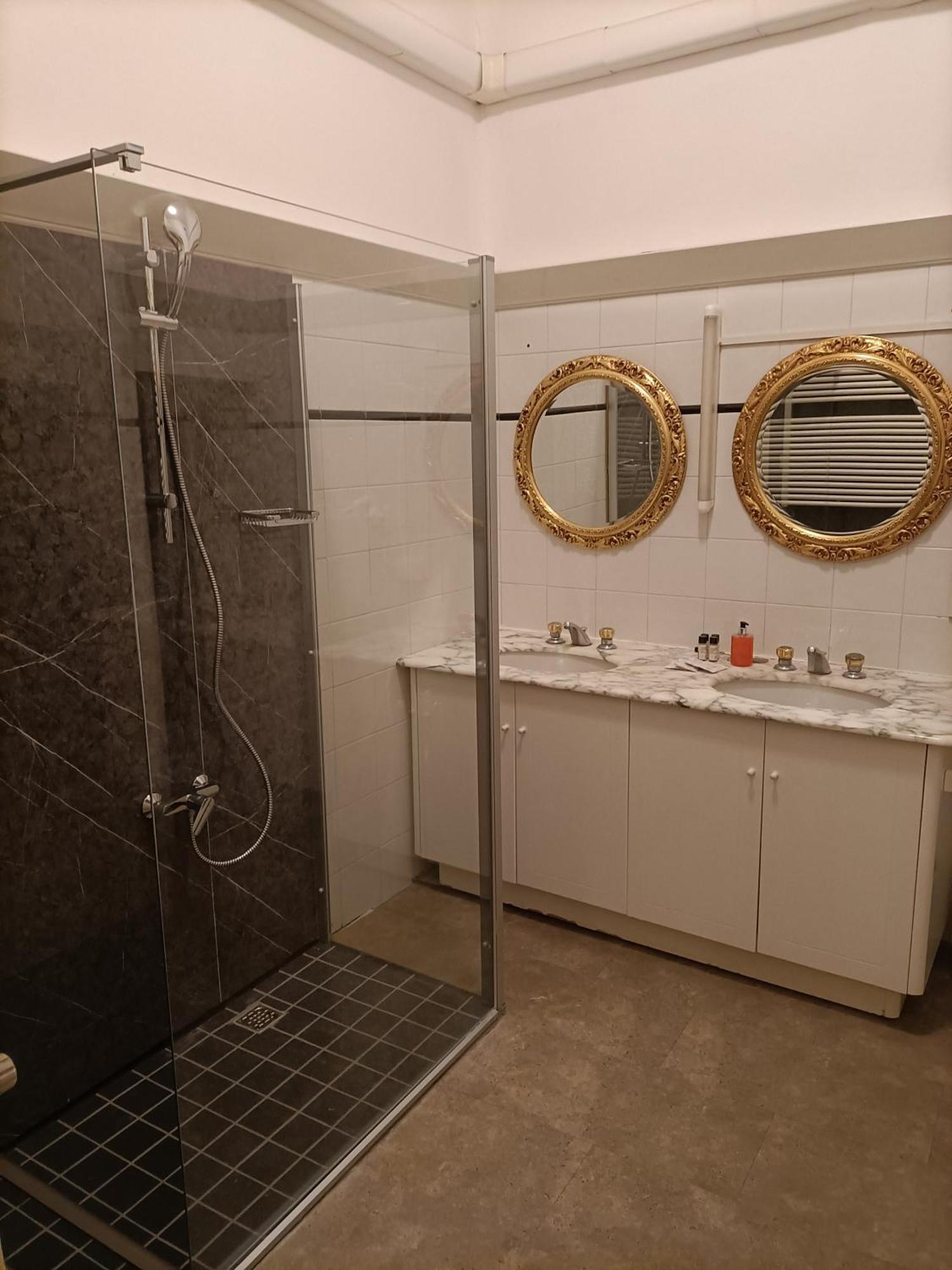 Palazzo Lion Morosini - Check In Presso Locanda Ai Santi Apostoli เวนิส ภายนอก รูปภาพ